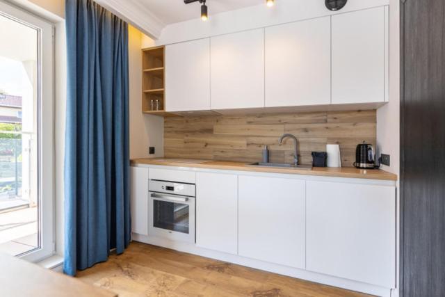 Leeloo Aparthotel Człuchów Exteriör bild